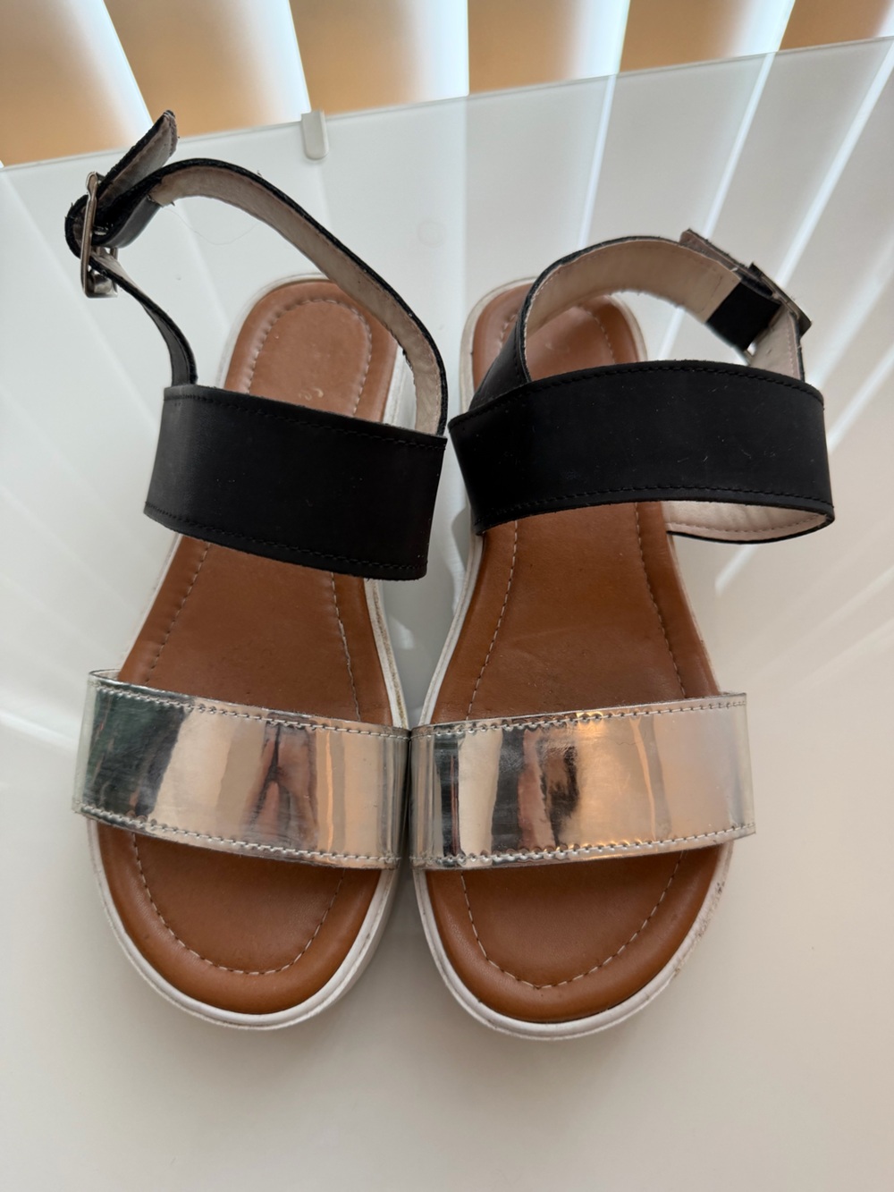 Made in Italy Women's Black and Silver Strap Sandals